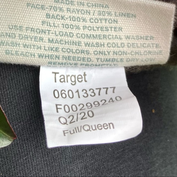 Casaluna Target black linen blend Queen size comforter - Picture 4 of 9